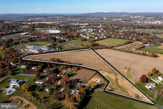 825 Kemp Rd, Pottstown, PA 19465