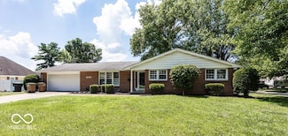 3040 Revere Ct, Columbus, IN 47203