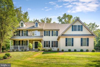4 Wildwood Dr, Malvern, PA 19355