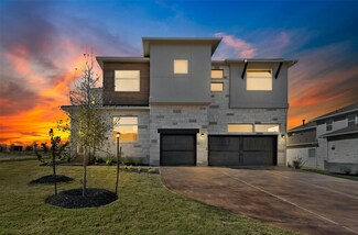 904 Arundel Rd, Lakeway, TX 78738