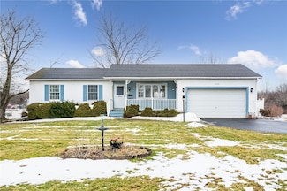 2450 Andrews Rd, Canandaigua, NY 14424