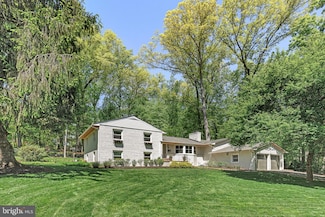 3416 Rustic Way Ln, Falls Church, VA 22044