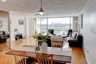 45 Longwood Ave Unit 802, Brookline, MA 02446