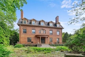 5238 Ellsworth Ave, Pittsburgh, PA 15232