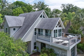 421 W 10th Ave, Mount Dora, FL 32757