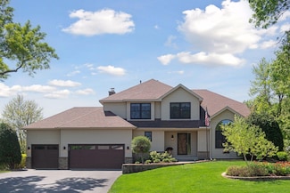 2055 Woodstone Dr, Victoria, MN 55386