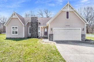 3193 Fielstra Dr, Muskegon, MI 49444