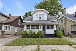 1223 Whiting St SW, Wyoming, MI 49509