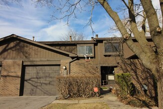 2553 Meade Ct, Ann Arbor, MI 48105