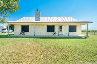 1788 Stuart Rd, Adkins, TX 78101