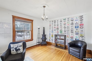 587 Wyckoff Ave Unit 1, Wyckoff, NJ 07481