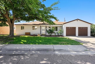 9638 Morrow Ave NE, Albuquerque, NM 87112