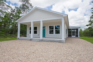 1722 Landing St, Carrabelle, FL 32322