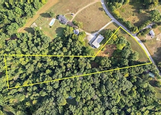 1 Old County House Rd, White Bluff, TN 37187