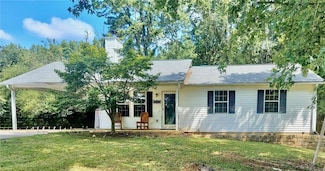 3288 Shuler Rd, Gainesville, GA 30506