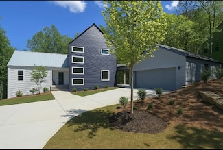 160 Cedarwood Ln, Roswell, GA 30075