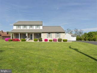 809 Rainbow Ave, Reading, PA 19605