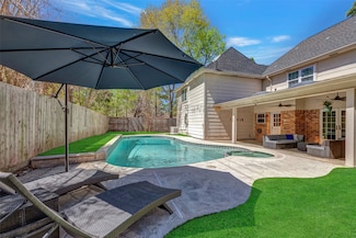 9527 Enstone Cir, Spring, TX 77379
