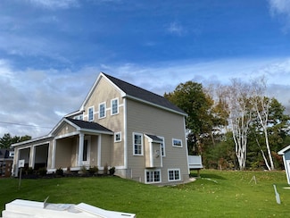 15 Banner Dr, Dover, NH 03820