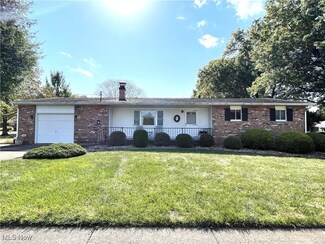 201 Davis Ave, Marietta, OH 45750