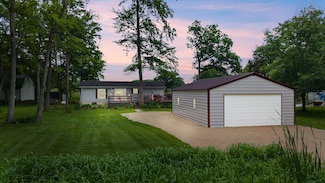 N4580 Elm St, Princeton, WI 54968
