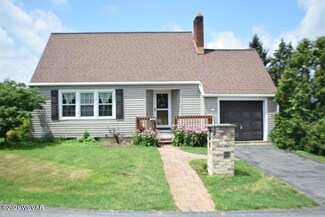 25 S 17th St, Lewisburg, PA 17837