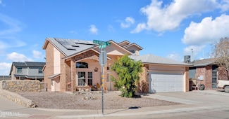 653 Villa Victoria Dr, El Paso, TX 79928