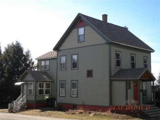 49 Mount Pleasant St, North Brookfield, MA 01535
