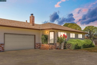 4045 Hoen Ave, Santa Rosa, CA 95405