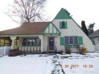 209 N 1st St, Dayton, WA 99328