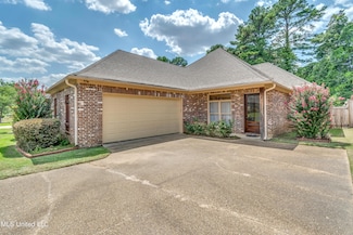 204 Lake Harbour Landing, Ridgeland, MS 39157