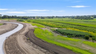 12056 NW Meadow Springs Dr, Johnston, IA 50131