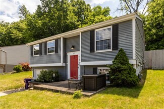 316 Tionesta Dr, New Kensington, PA 15068