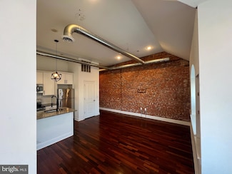 3228 W Diamond St Unit 3, Philadelphia, PA 19121