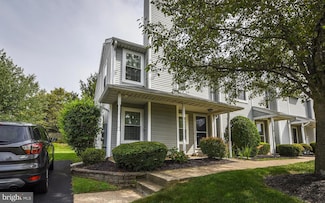 11 Eaton Ct Unit 132A, Newtown, PA 18940