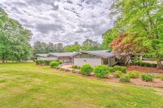 1301 W Morton Dr, Dalton, GA 30720