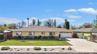 18756 Community St, Northridge, CA 91324