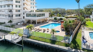 223 Island Way Unit 2C, Clearwater, FL 33767