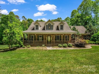 163 Summit Ln, Rutherfordton, NC 28139