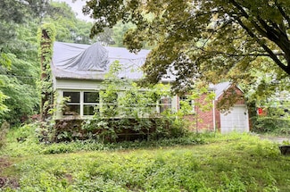 37 Thorpe Ave, Meriden, CT 06450