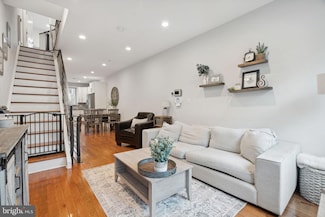 2707 Belgrade St, Philadelphia, PA 19134