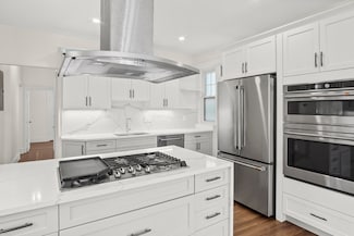 37 Englewood Ave Unit 3, Brookline, MA 02445