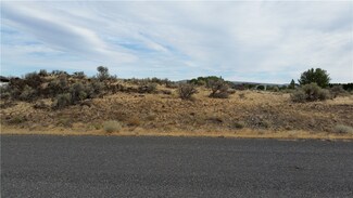 718 Sunset Blvd SW, Mattawa, WA 99349