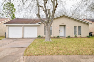 11819 S Perry Ave, Houston, TX 77071