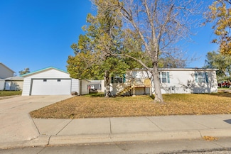 427 S Buchanan Ave, Pierre, SD 57501
