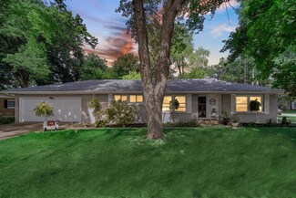 109 Melody Ln, Trail Creek, IN 46360