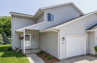 27 Cherbourg Ct, Madison, WI 53711