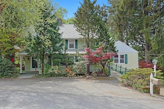27 Annadale St, Armonk, NY 10504