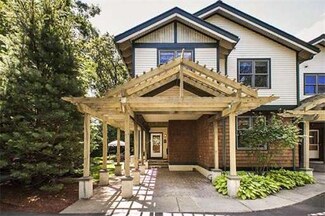 14 Pettee St, Newton Upper Falls, MA 02464