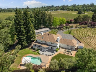 9724 Green Valley Rd, Sebastopol, CA 95472